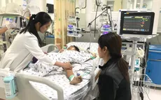 Vỡ tổ ong do cây xanh bị đổ: 2 người chết, 2 người nguy kịch