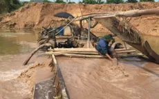 Chấm dứt hoạt động bãi tập kết cát trên cồn tại Đồng Tháp
