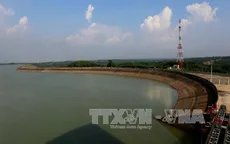 Hồ thủy điện Trị An bắt đầu xả lũ