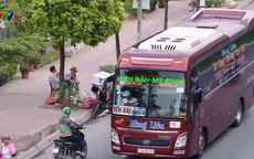 Nhức nhối tình trạng xe khách dừng, đỗ sai quy định tại Hà Nội