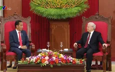 Tổng Bí thư tiếp thân mật Tổng thống Indonesia