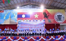 Trường song ngữ Lào-Việt Nguyễn Du khai giảng năm học mới