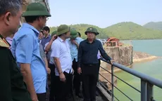 PTTg Trịnh Đình Dũng kiểm tra công tác phòng chống bão số 6 tại Quảng Ninh