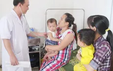 Hà Tĩnh: Gia tăng trẻ nhập viện do viêm phổi, tiêu chảy