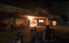 Cháy dãy quán ăn uống tại Hoài Đức, Hà Nội