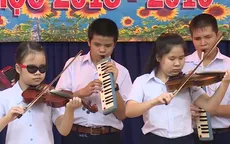 Lễ khai giảng ở ngôi trường đặc biệt