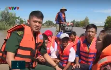 Đảm bảo an toàn cho học sinh vùng lũ đến trường