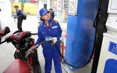 Giá xăng tăng thêm 300 đồng/lít từ 15h
