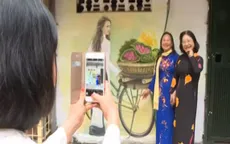 Những người trẻ làm đẹp khu tập thể cũ ở Hà Nội