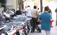 Các chủ bãi giữ xe chờ đợi giải pháp từ chính quyền