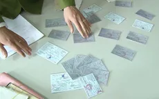 Phú Yên: Bắt 3 đối tượng làm giả giấy tờ xe gắn máy