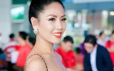 Nguyễn Thị Loan gợi cảm về nước sau khi trượt Top 16 Hoa hậu Hoàn vũ