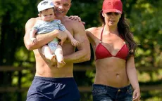 "Gái hư" Danielle Lloyd hạnh phúc bên chồng con