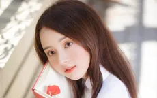 "Hot girl ảnh thẻ" Hương Lê diện áo dài trắng nhớ thuở học trò