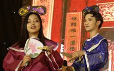 Sinh viên Luật “cosplay Diên hi công lược” đón khóa mới