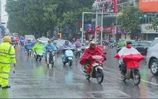 Mây ẩm liên tục phát triển và gây mưa tại Trung Trung Bộ