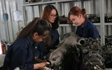 ĐH Sư phạm kỹ thuật TP.HCM giảm 50% học phí cho sinh viên nữ