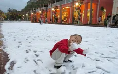 Lần đầu tiên trong 30 năm bang Folrida, Mỹ có tuyết rơi