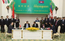 Campuchia và Trung Quốc ký kết hàng chục thỏa thuận hợp tác