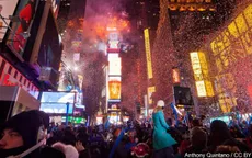 Mặc mưa rét, thời khắc đón năm mới 2019 tại Quảng trường Thời đại vô cùng tưng bừng