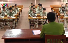 Gần 1.000 phạm nhân được tha tù trước thời hạn