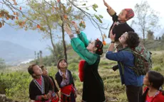 Sao mai Thu Hằng “thôi miên” người xem với MV "Nhà em ở lưng đồi"
