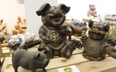 Triển lãm "Con giáp của tôi - Lợn sung túc " thu hút nhiều người