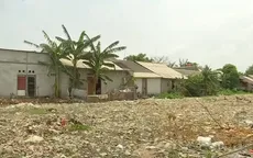 Những dòng sông ngập rác tại Indonesia