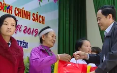 Chủ tịch MTTQ Việt Nam tặng quà Tết gia đình chính sách tại Thái Nguyên