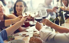 Ăn uống ngày Tết: Đừng để dạ dày làm việc "quá tải"