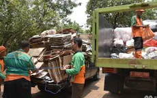 Người dân Indonesia đổi rác lấy vàng
