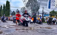 Cửa ngõ TP Cần Thơ vẫn ngập do triều cường