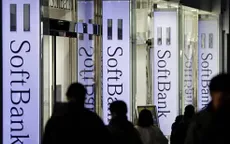 Moody’s hạ xếp hạng tín dụng của SoftBank xuống “tiêu cực”