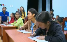 Hiệu quả lớp học xóa mù chữ tại vùng giáp ranh