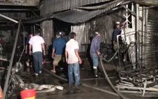 Cà Mau cháy chợ, hàng chục Kiot bị thiêu rụi