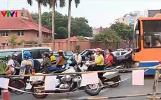Rào chắn đường Kim Mã phục vụ thi công tuyến Metro Nhổn - ga Hà Nội