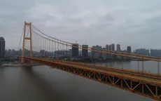 Cầu treo hai tầng dài nhất thế giới chính thức đi vào hoạt động