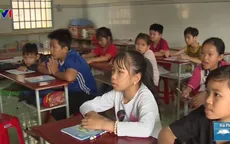 Ấm áp lớp học tình thương giữa trung tâm TP Cần Thơ