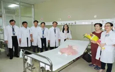 Bệnh nhi nguy kịch được cứu sống nhờ hội chẩn từ xa