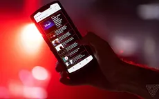 Chính thức: Motorola Razr được hồi sinh, giá bán 1.500 USD