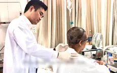 Tóc quấn vào máy tạo ren sát, người phụ nữ bị lột toàn bộ da đầu và nửa mặt