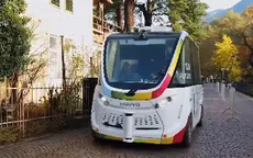 Italy thử nghiệm xe bus điện không người lái