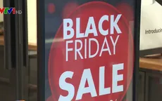 Nhiều cửa hàng, trung tâm thương mại “chạy đua” khuyến mãi dịp Black Friday