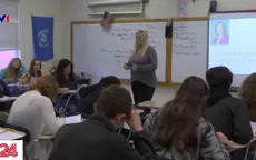 Học sinh cấp 3 ở Mỹ học về luận tội ở trường học