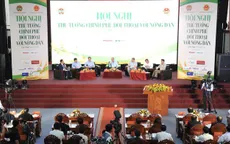 Thủ tướng đối thoại với nông dân để tháo gỡ khó khăn vướng mắc cho đầu ra nông sản Việt