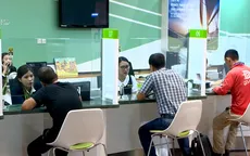 Ý kiến trái chiều xung quanh việc ngân hàng được phong tỏa tài khoản người nhận