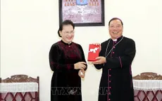 Chủ tịch Quốc hội thăm Tòa Tổng Giám mục Hà Nội