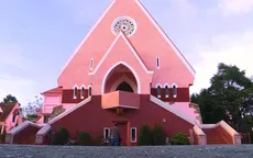 Thăm nhà thờ Domaine de Marie