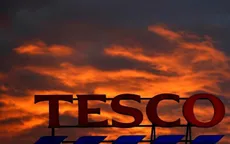 Tesco không tìm thấy bằng chứng lao động tù nhân làm thiệp Giáng sinh