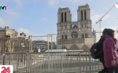 Khó cứu mái vòm của nhà thờ Đức Bà Paris